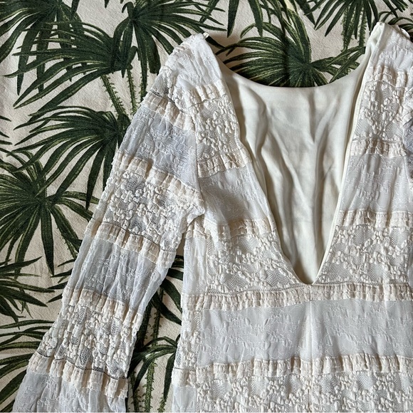 ✨SOLD✨ Audrey 3+1 • White Lace Mini Dress - Picture 7 of 11